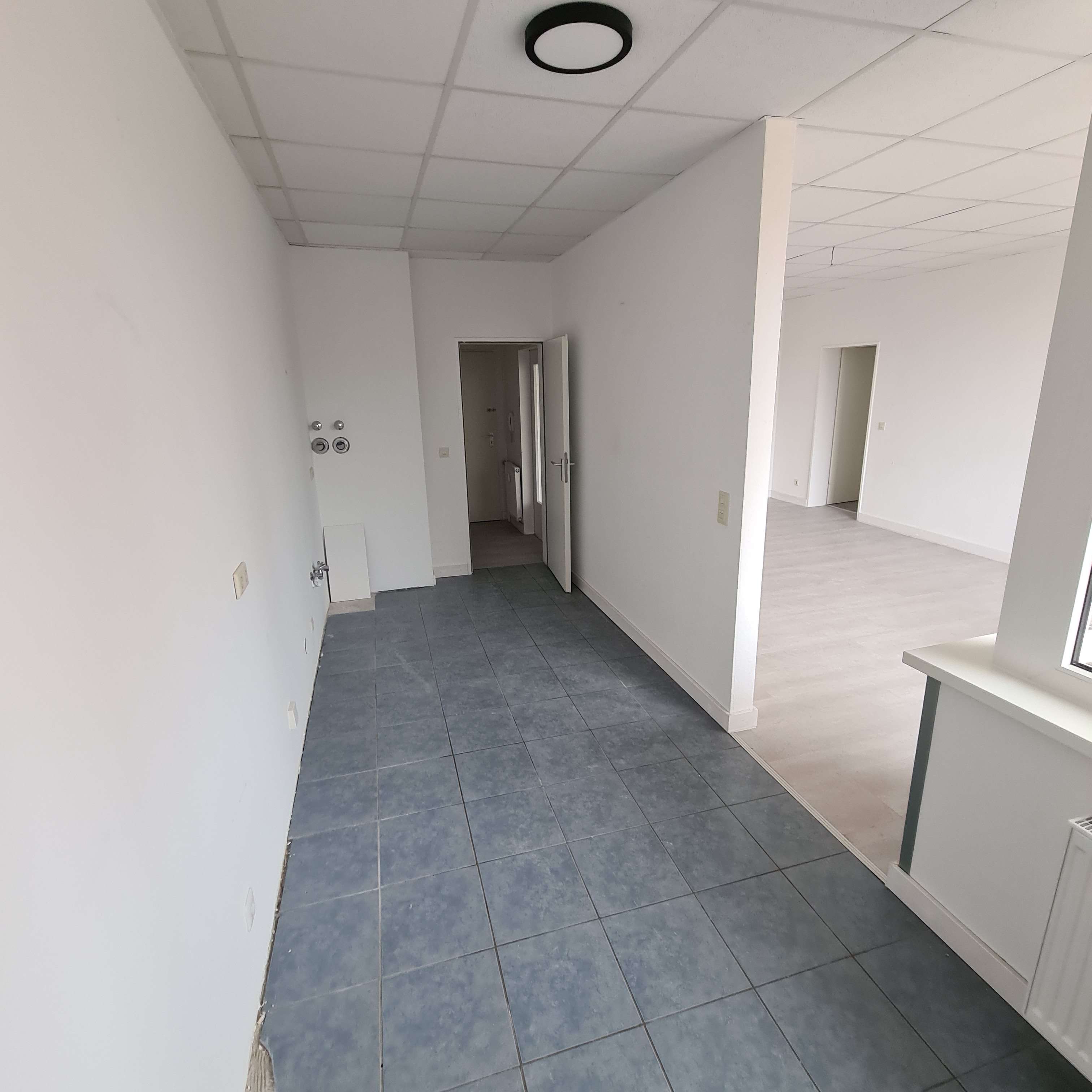 Sehnde // Schöne helle 3 ZKB Wohnung (105) zu vermieten