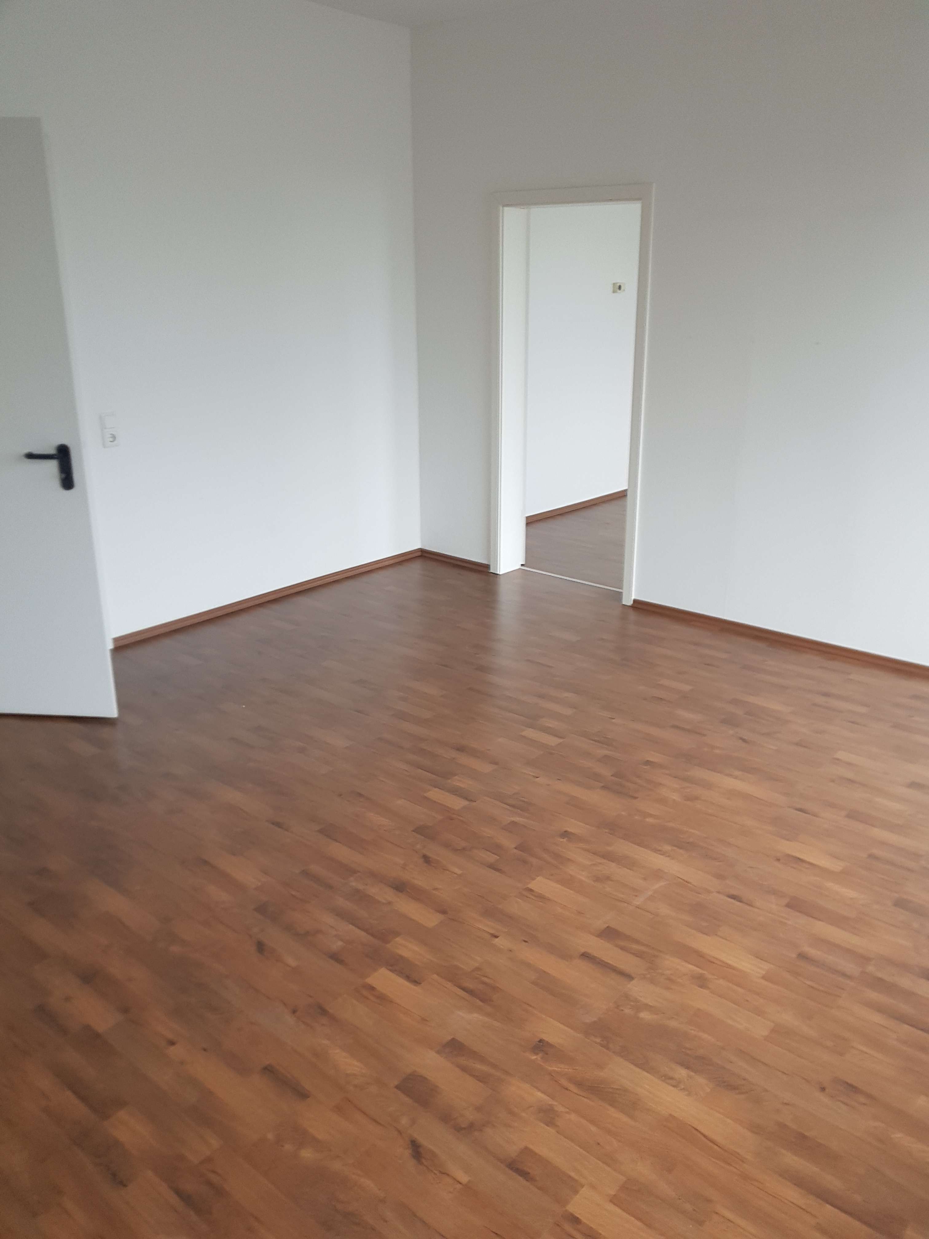 Bochum-Wattenscheid// Helle Büroeinheit zum 01.09.2026 zu vermieten